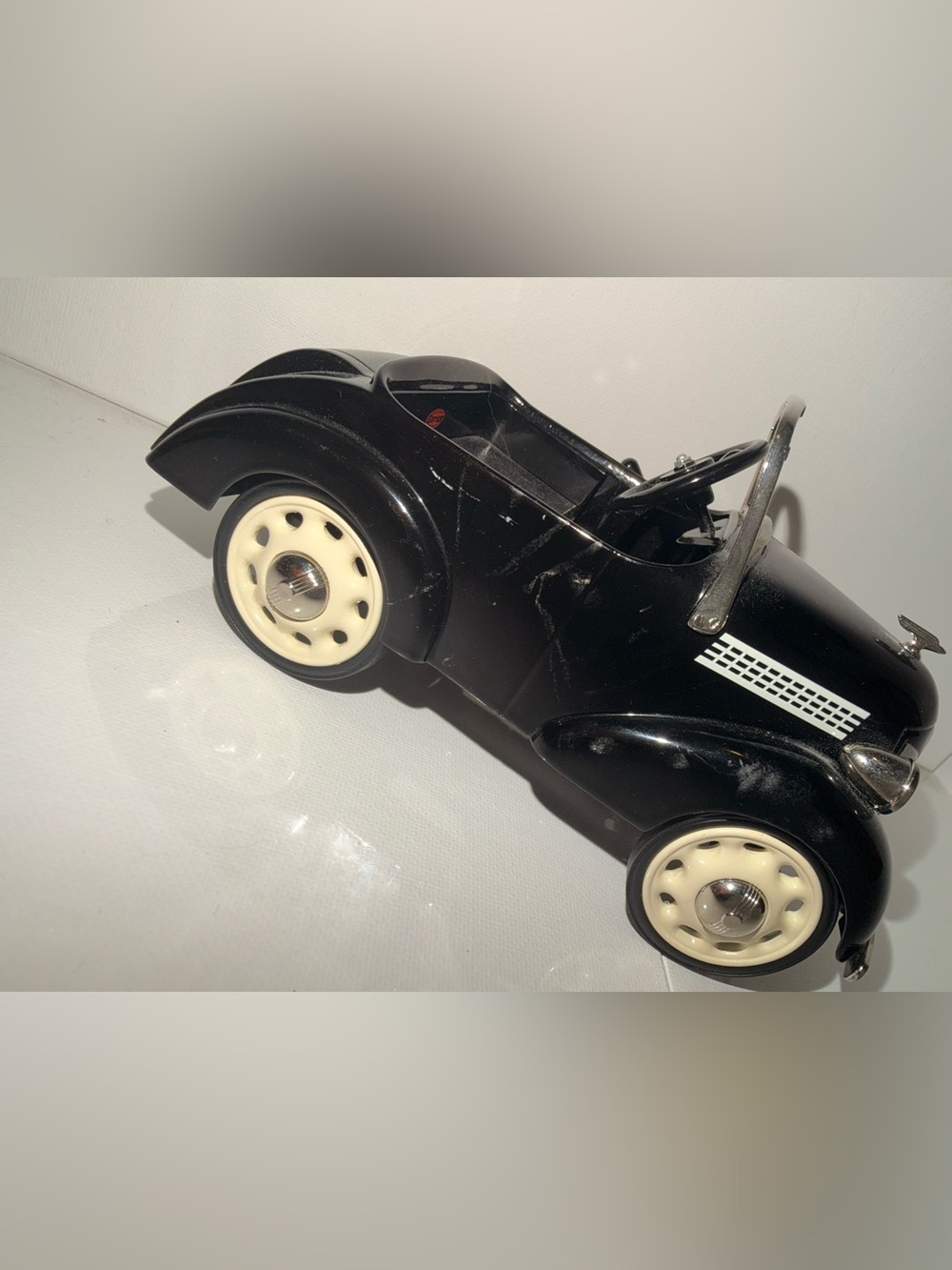 Hallmark Kiddie Car Classics Collection
1937 Garton Ford